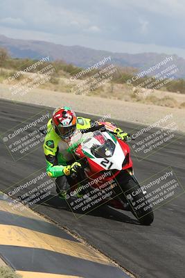media/May-05-2025-Moto Forza (Mon) [[3c1838c5e5]]/2-B Group/Session 2 (Turn 7 Inside)/